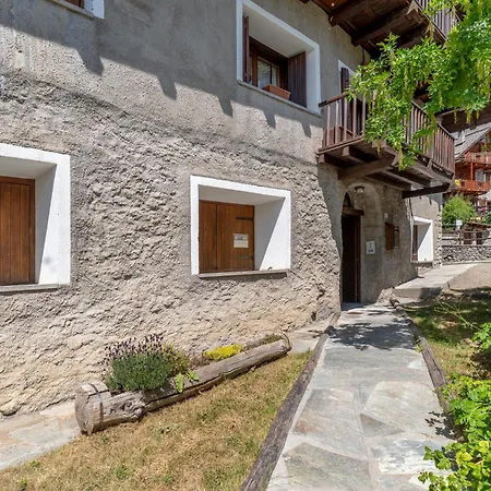 Apartman La Grangia - Mountain Loft *